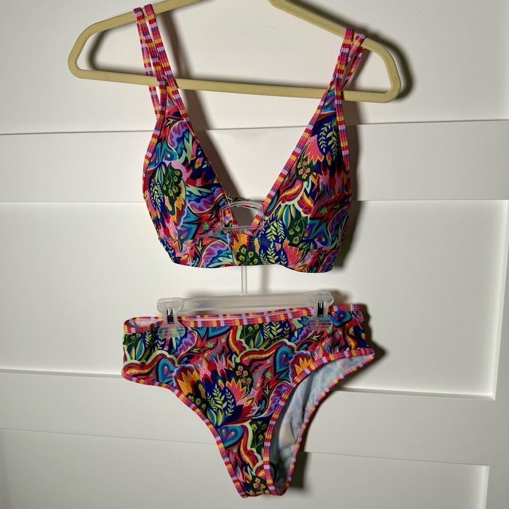 New Vibrant Multicolor Bikini Set size medium